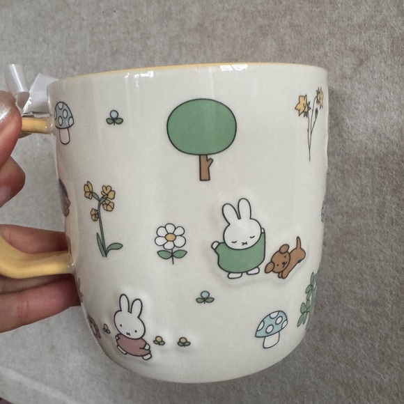 MIFFY yellow Ceramic Mug NWT ✨ - Picture 1 of 4